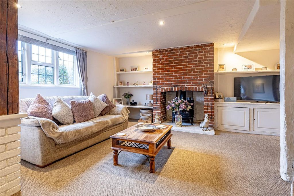 Property photo 2 of 34 29 Duck Lane (2).Jpg