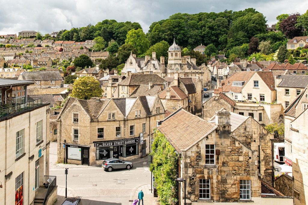 Additional image 12 of 2 bed flat for saleLamb Yard, Bradford-On-Avon BA15