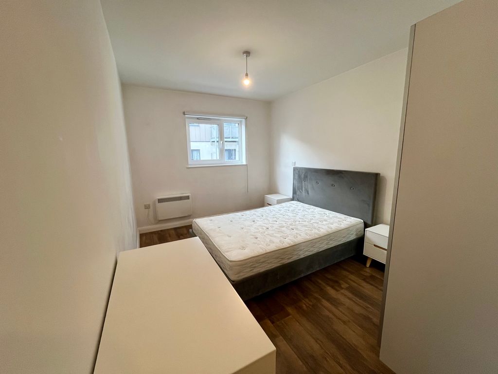 Property photo 3 of 7 Bedroom 1