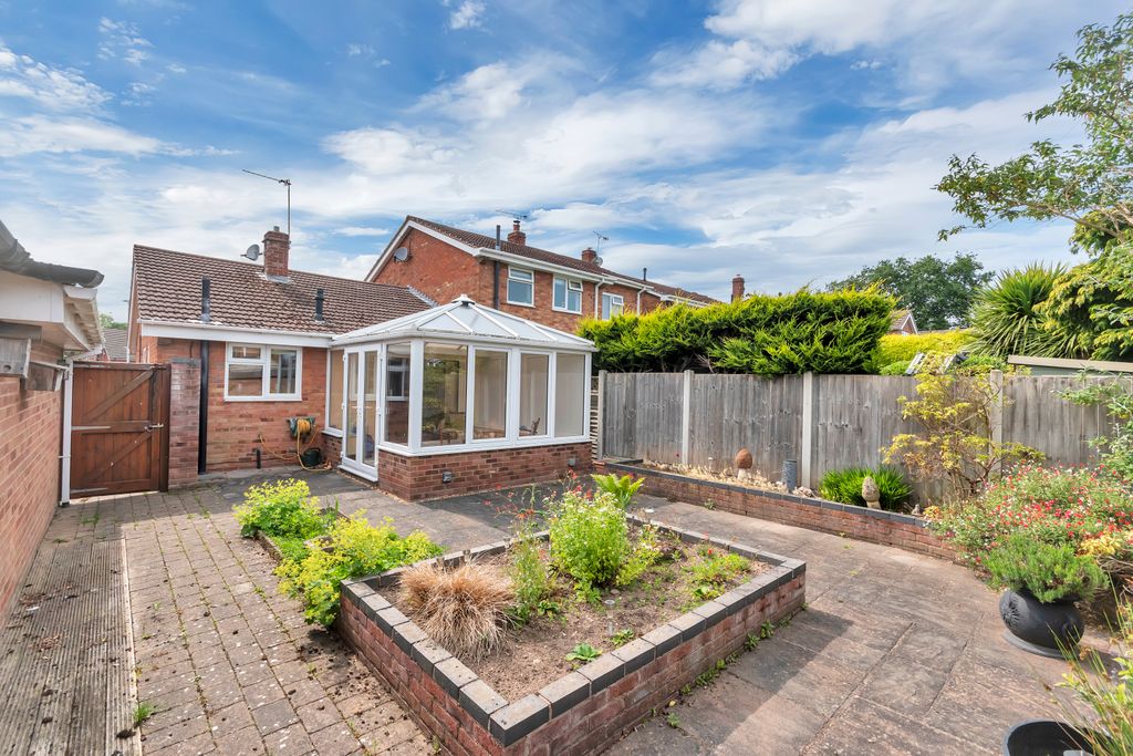 Property photo 3 of 11