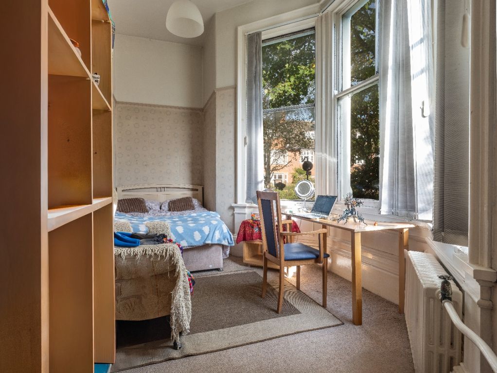 Property photo 2 of 35 4442431