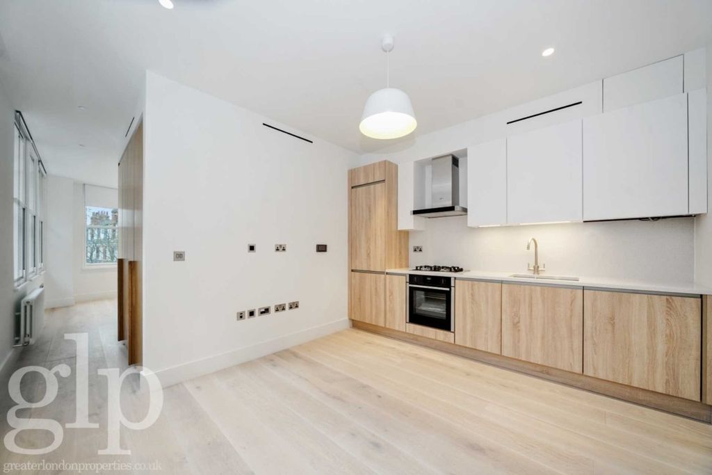 Property photo 1 of 13 1174952