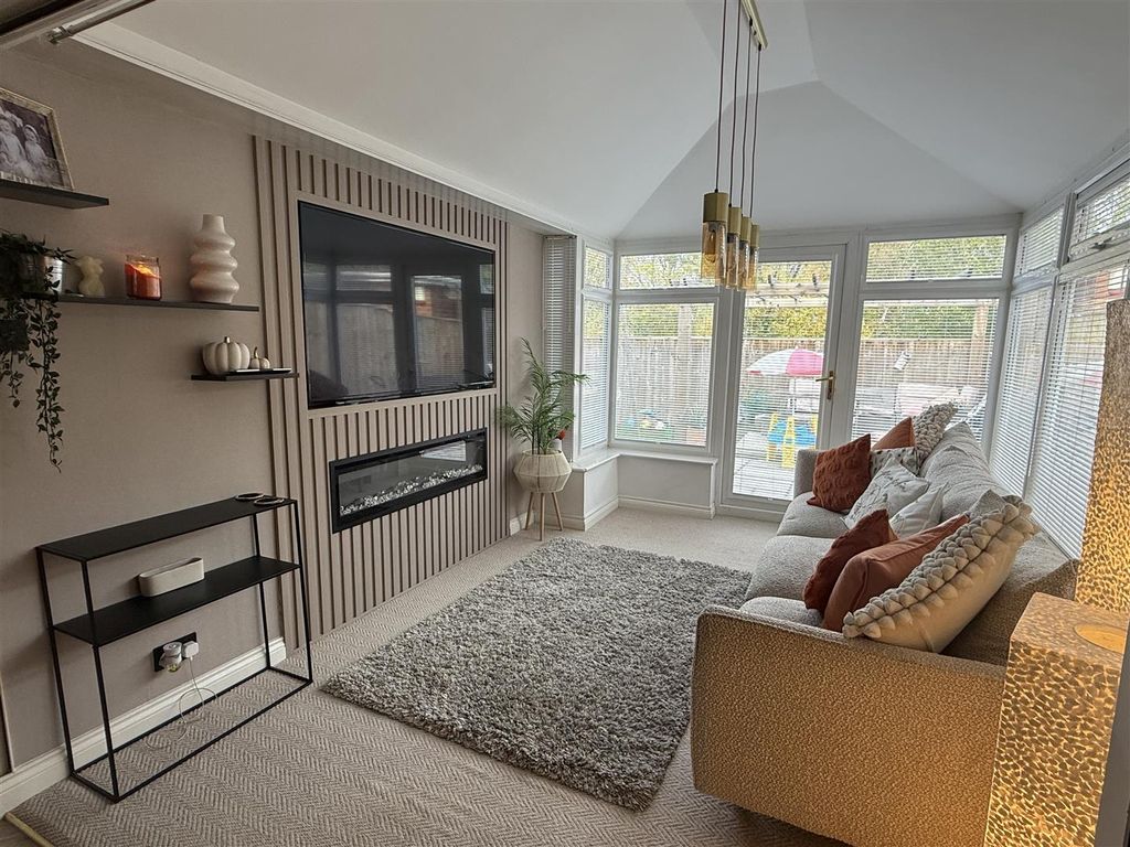 Property photo 2 of 15 Img_9510.Jpg