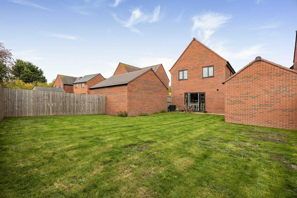 Property photo 2 of 23 Rear Sweet Chestnut