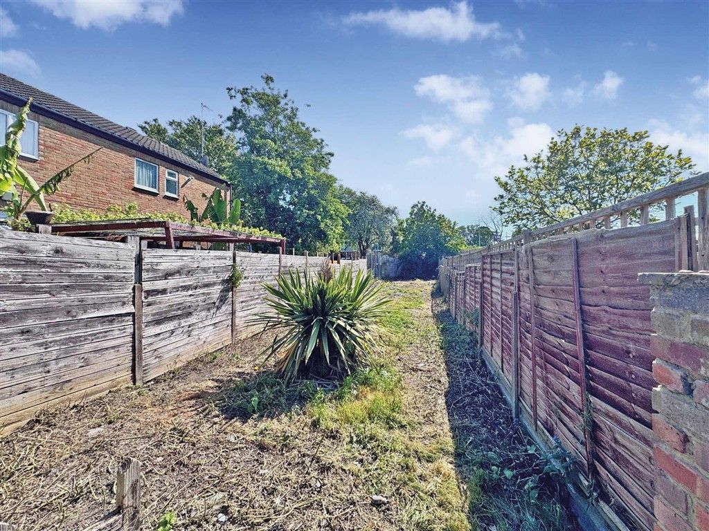 Property photo 3 of 9