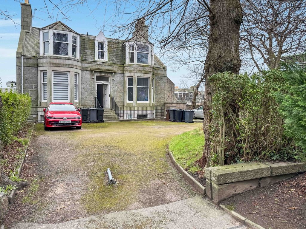 Property photo 1 of 7 Img_39012