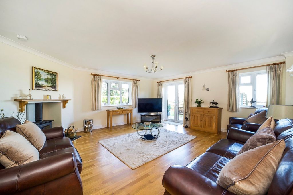 Property photo 3 of 20 Picture No. 19