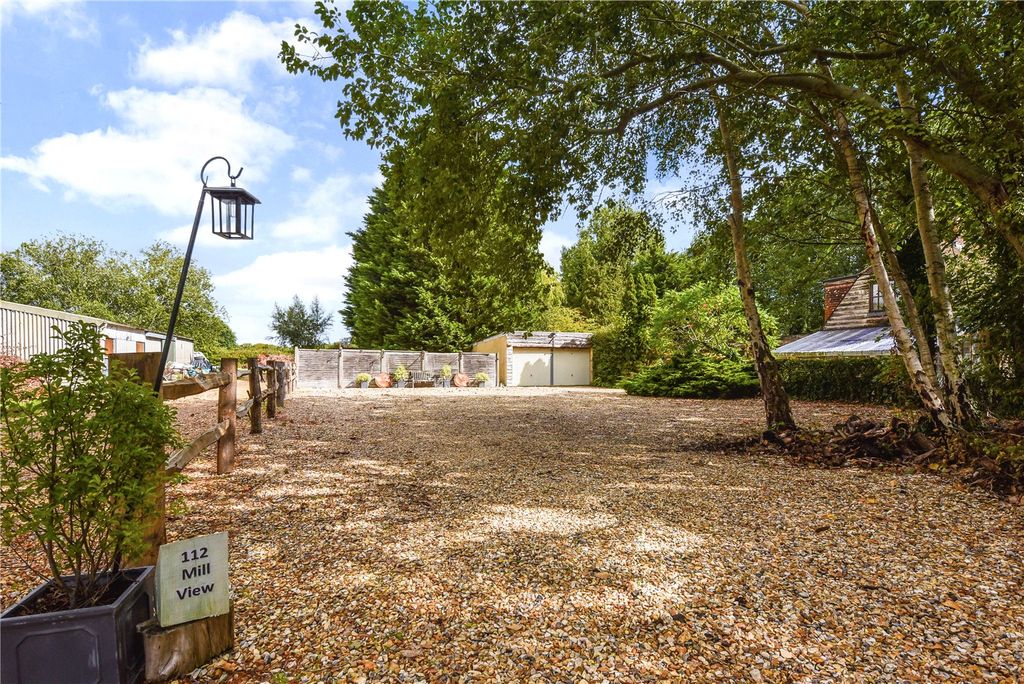 Property photo 3 of 28 Large Driveway