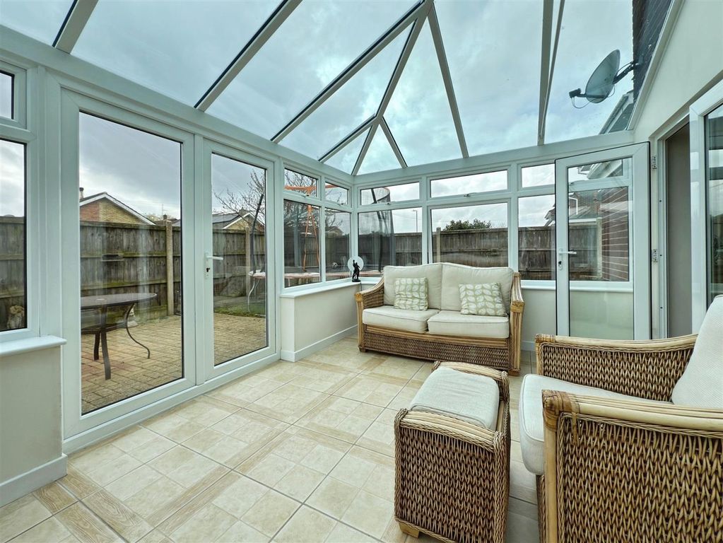 Property photo 3 of 26 Orwell Drive (5).Jpg