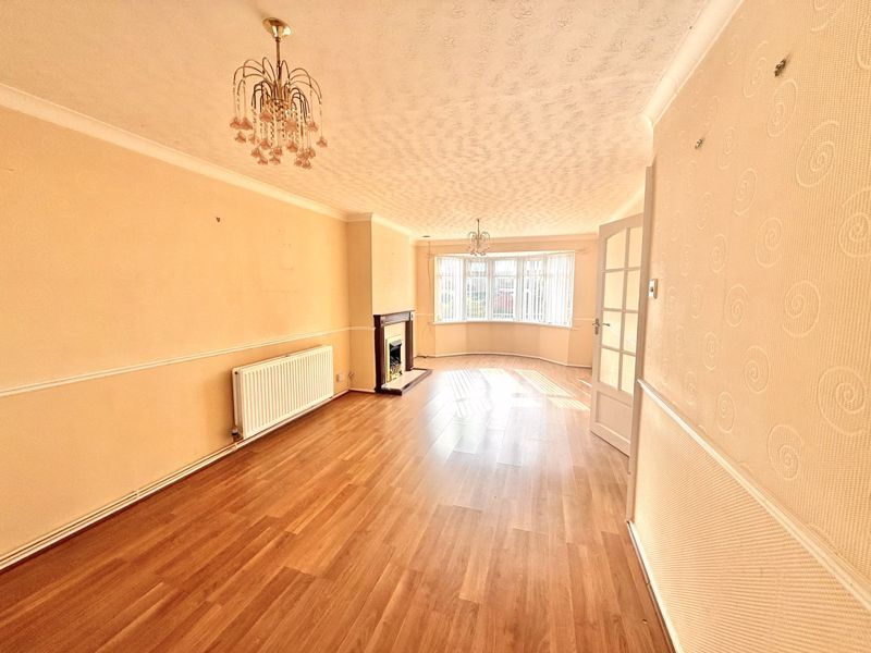 Property photo 2 of 17 Photo 1