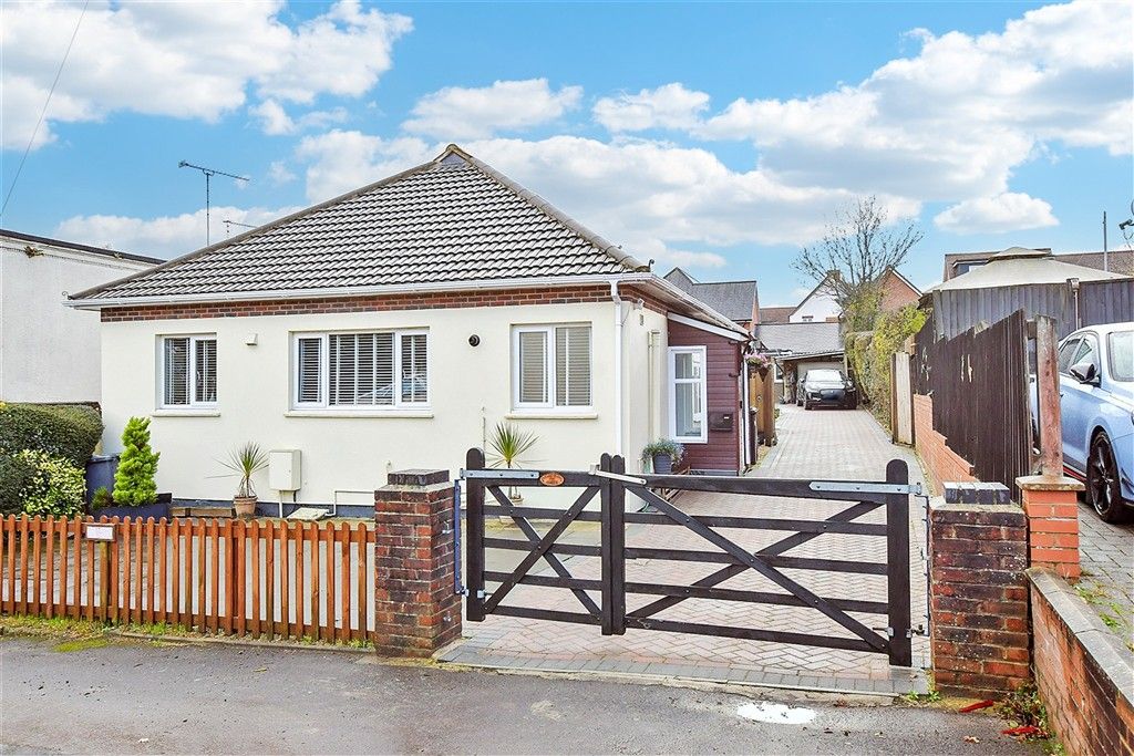 Property photo 3 of 13 External (Brochure) 1