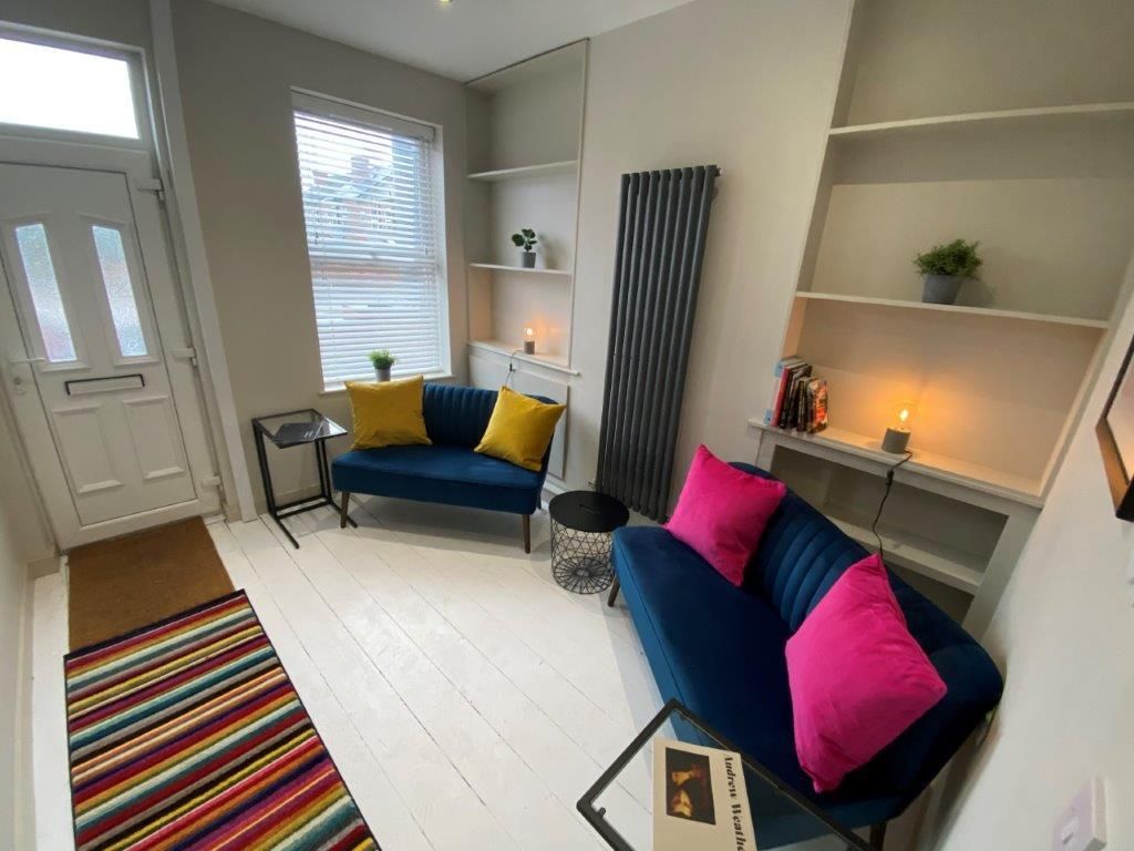 Property photo 3 of 24 (Main)