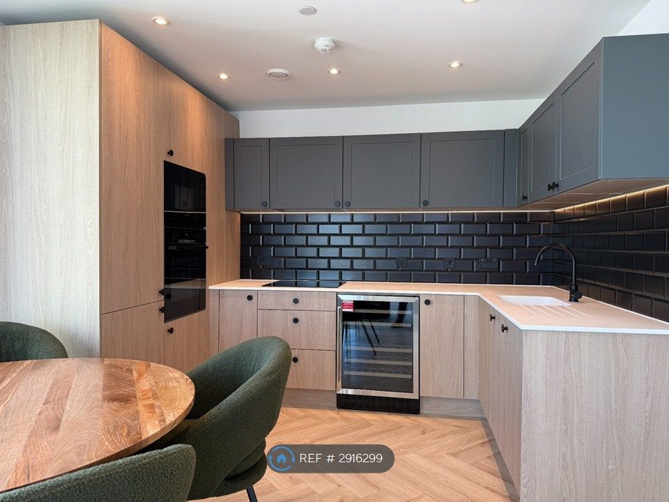 Property photo 3 of 28 Open Plan Kitchen