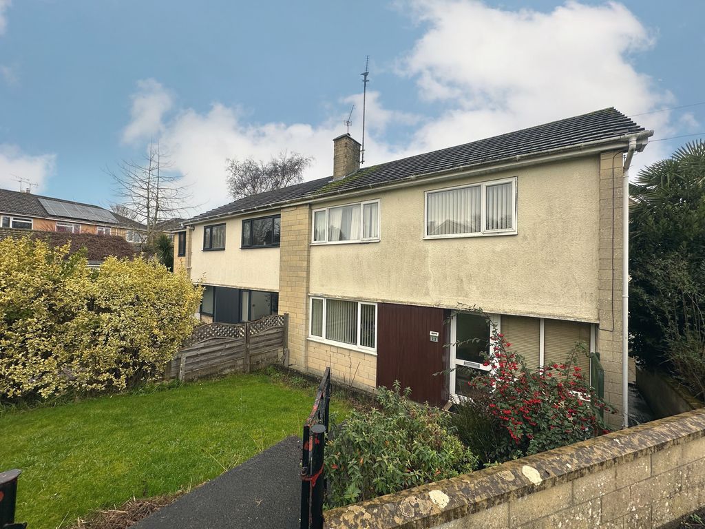 Property photo 1 of 10 Front