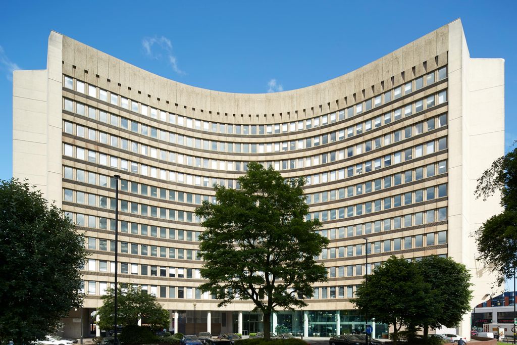 Property photo 1 of 12 1 Tricorn House Extrenal 2.Jpg