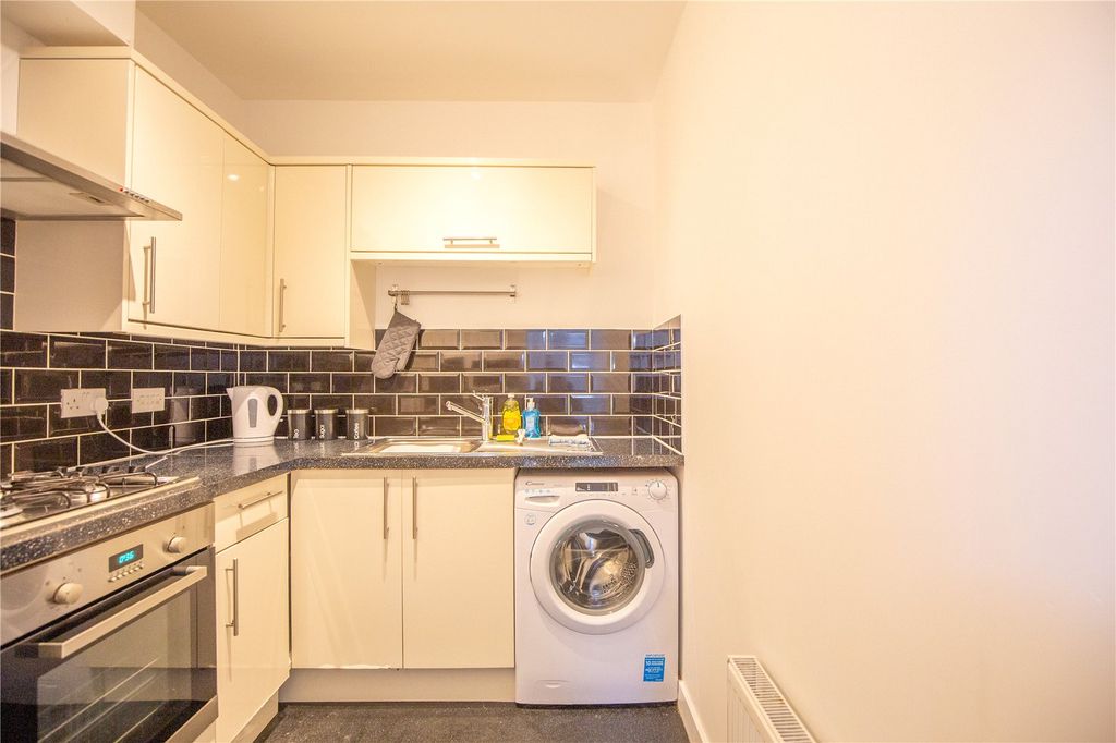 Property photo 3 of 10 Picture No. 15