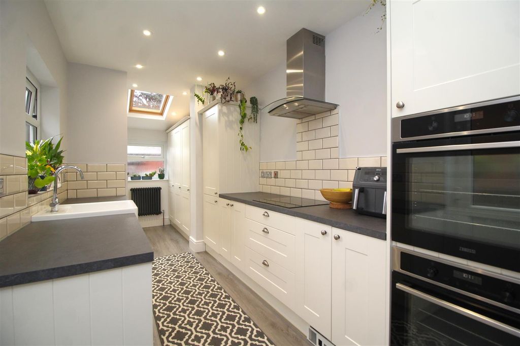 Property photo 3 of 20 Kitchen Image 1 .Jpg