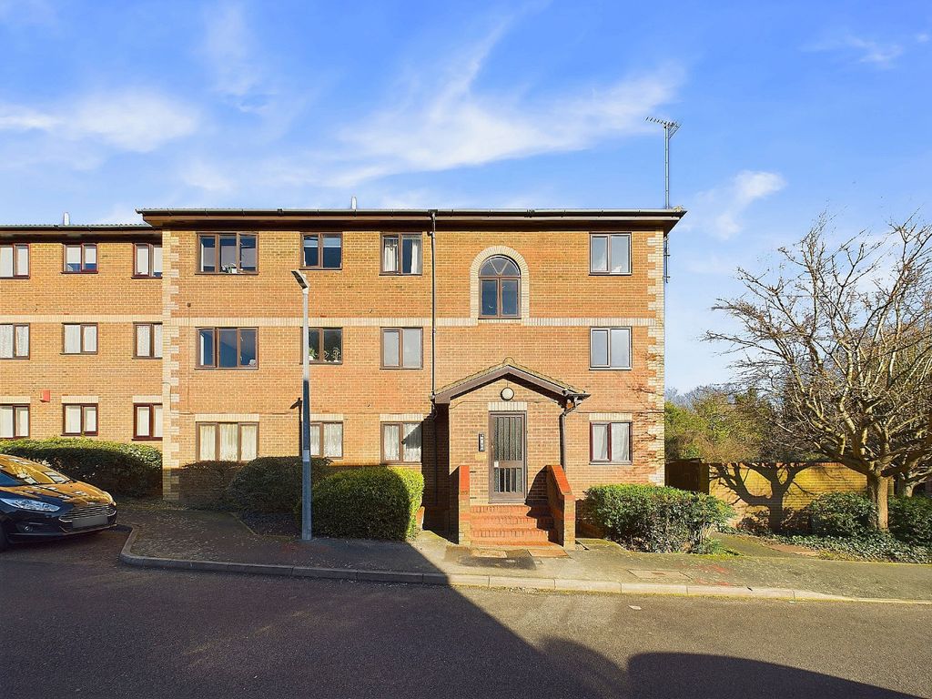 Property photo 2 of 10 3013195