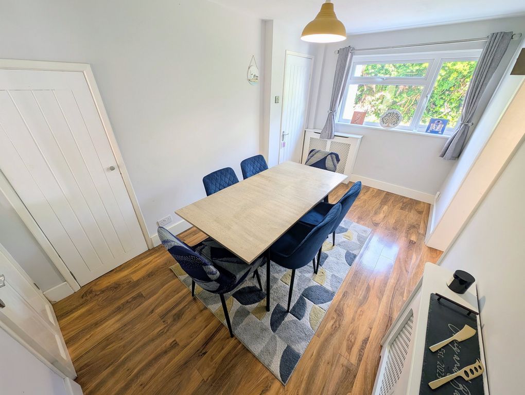 Property photo 3 of 30