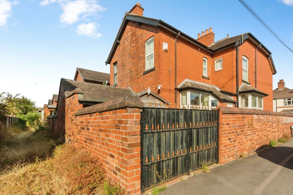 Property photo 1 of 17 Pbox-Img.Jpg