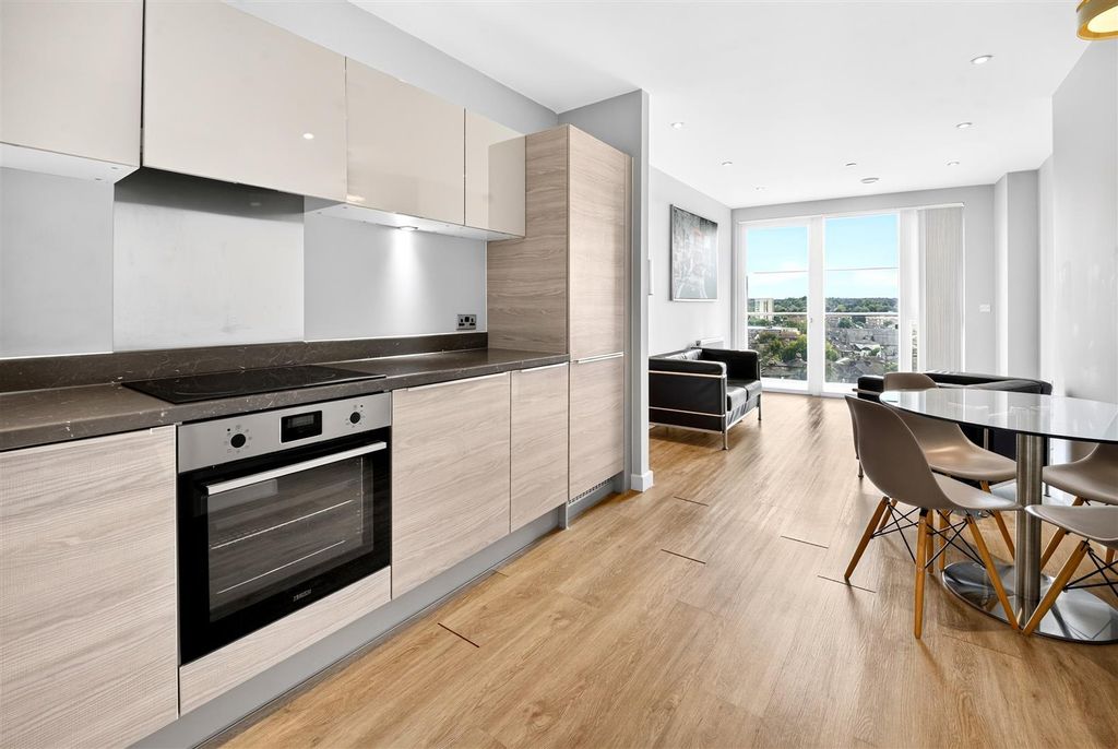 Property photo 2 of 10 To Let 1 Bedroom Flat Vertex Croydon Www.Islington