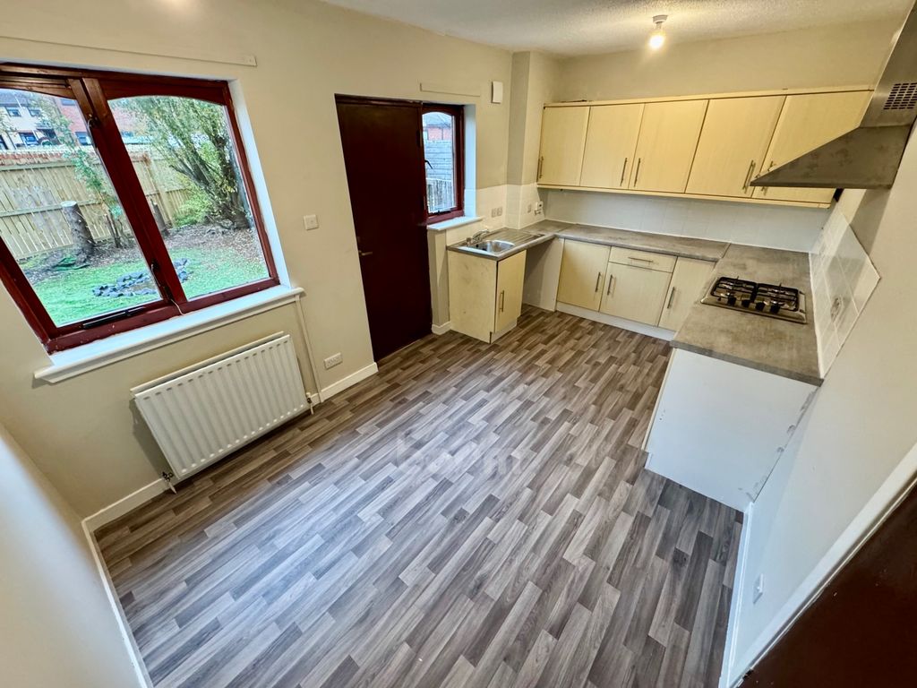 Property photo 3 of 30 Img_2069