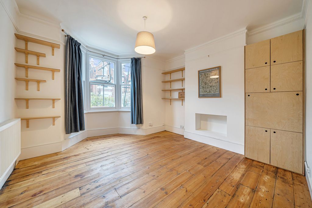 Property photo 3 of 17 1425661-15-69Aae3...