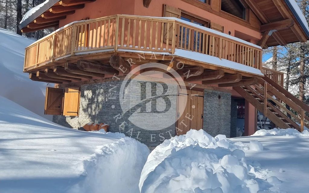 Property photo 3 of 31