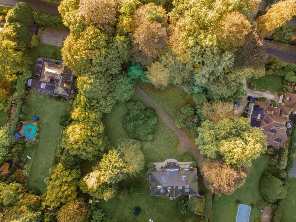 Property photo 2 of 7