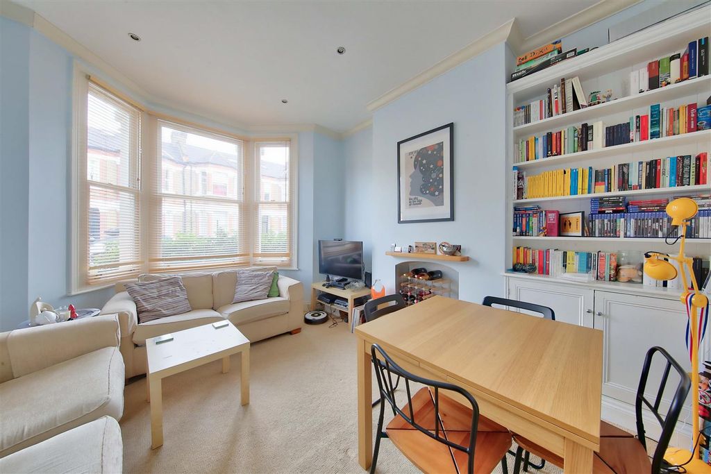 Property photo 2 of 7 66A_Hubert_Grove_Image8_15804_4.Jpg