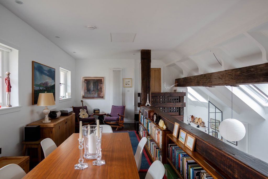 Property photo 3 of 31 232065 - Chessil Gallery-10.Jpg