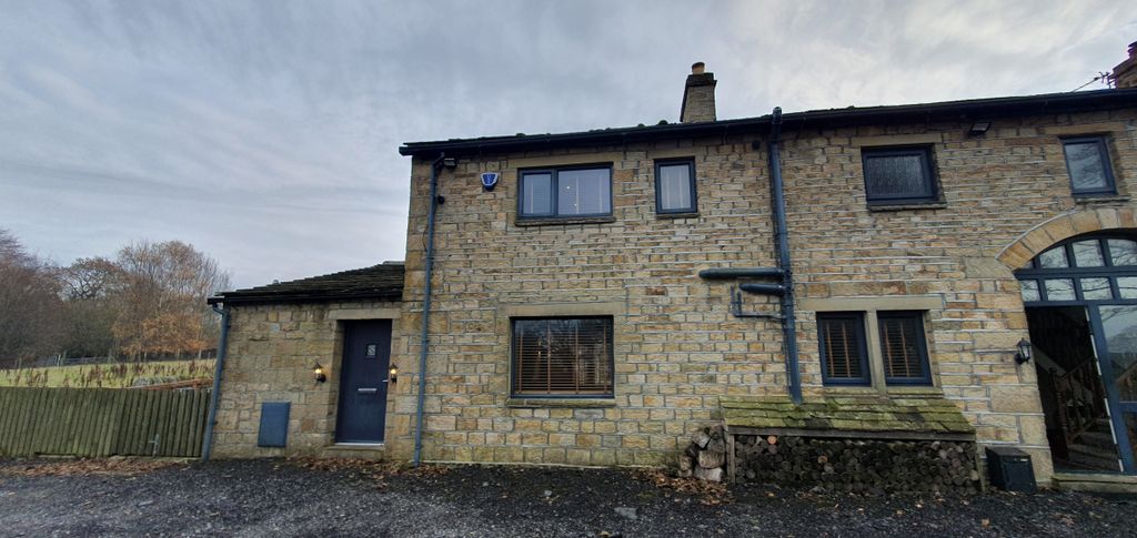 Property photo 3 of 39 Cottage