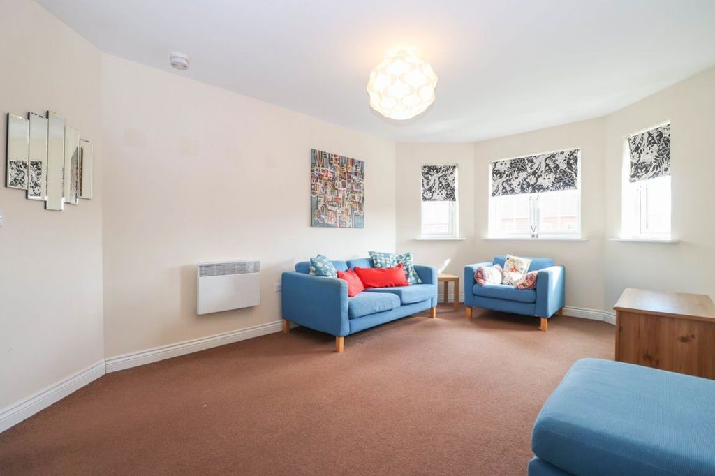 Property photo 3 of 7