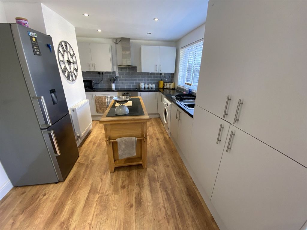 Property photo 3 of 12 Picture No. 05