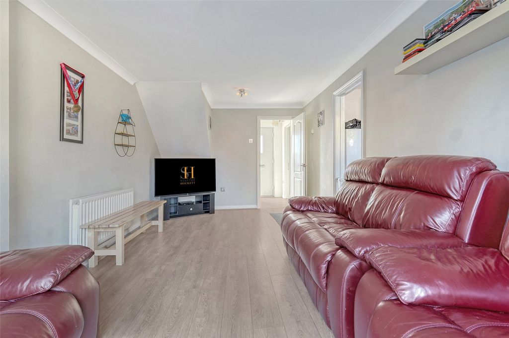 Property photo 3 of 14 Picture No. 02