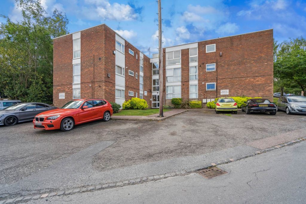 Property photo 1 of 10
