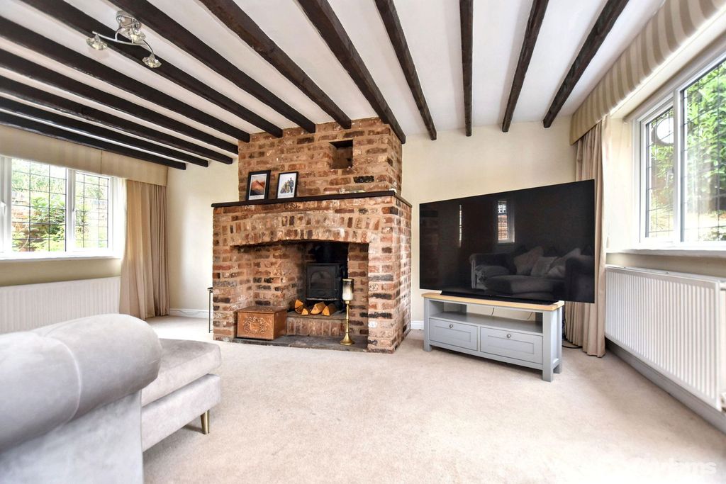 Property photo 3 of 24