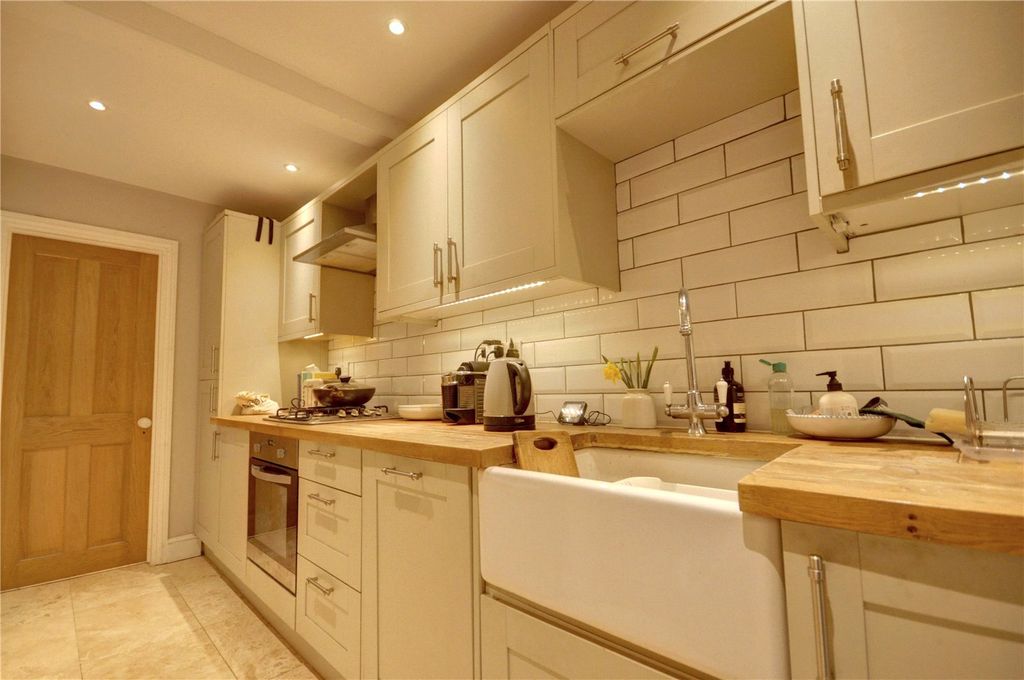 Property photo 3 of 11 Picture No. 06