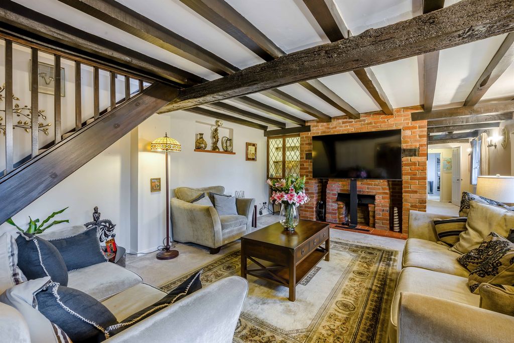 Property photo 2 of 17