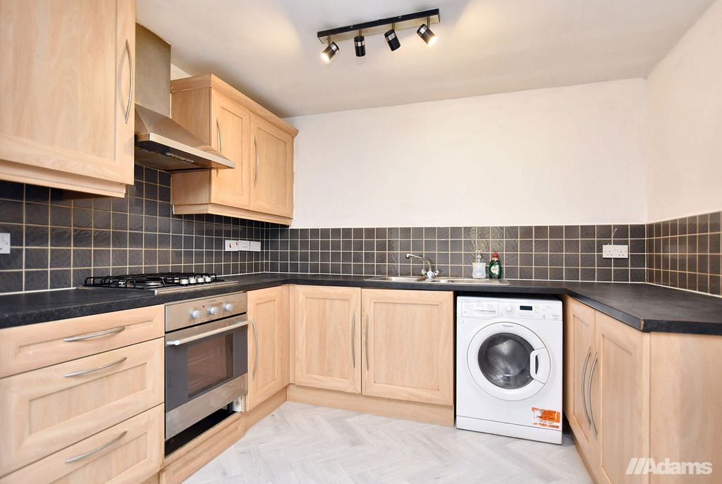 Property photo 2 of 14
