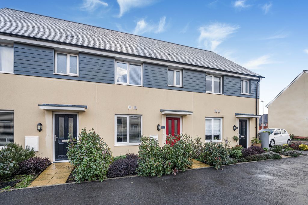 Property photo 1 of 21