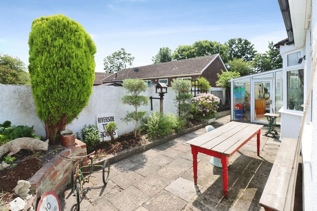 Property photo 3 of 14 Pbox-Img.Jpg