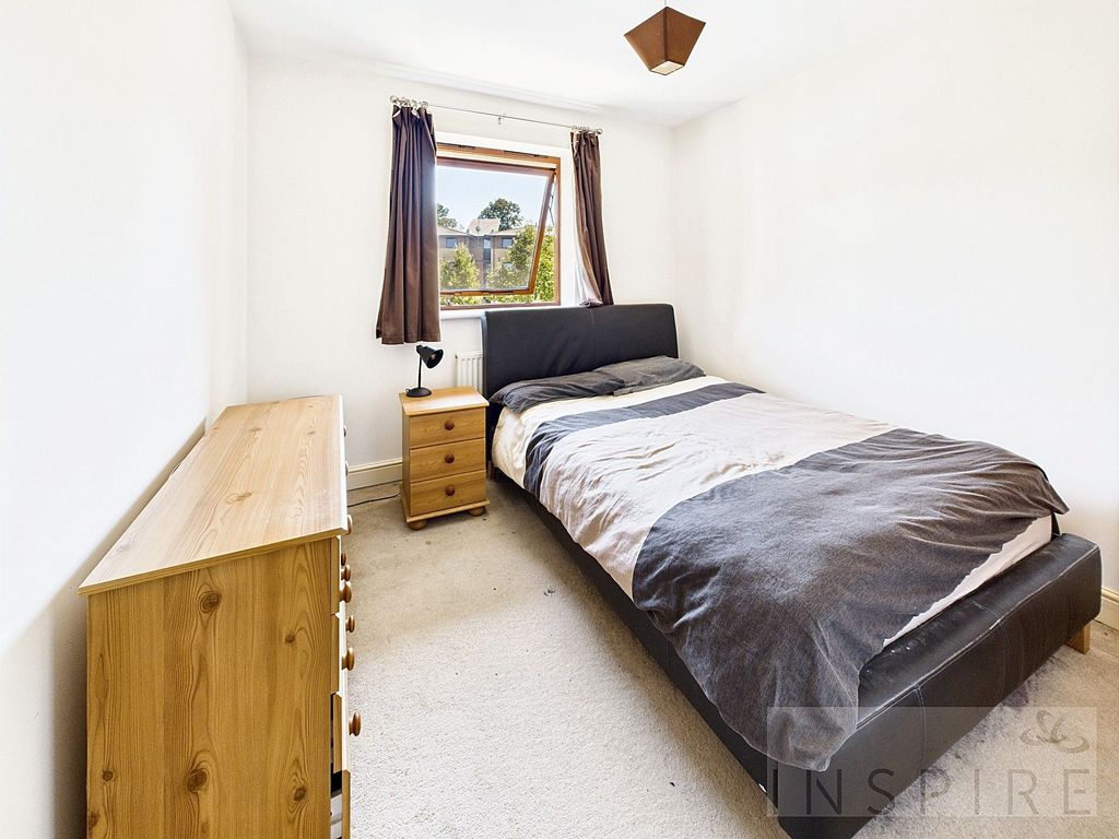 Property photo 3 of 11