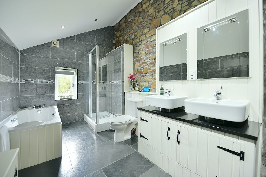 Additional image 18 of 10 bed detached house for saleGwynfe, Llangadog, Carmarthenshire. SA19