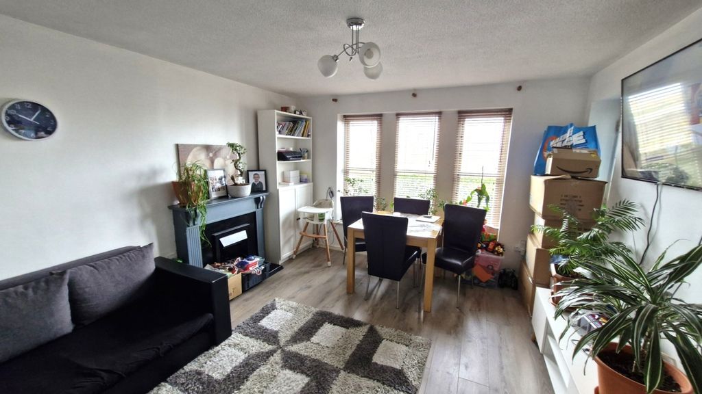 Property photo 2 of 9 20260325_100615_Resized