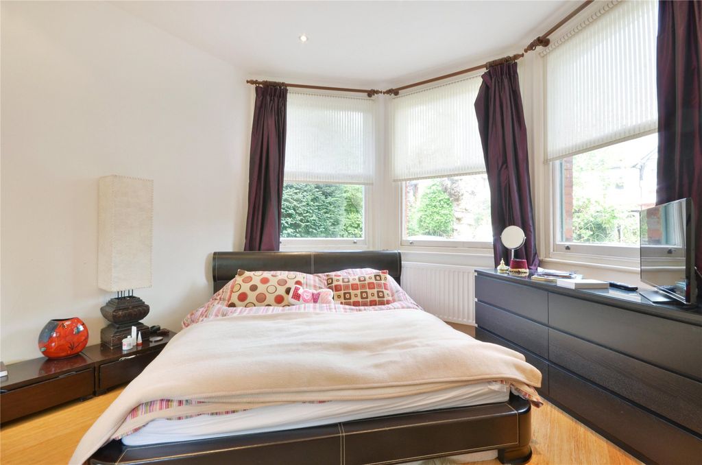 Property photo 3 of 13 Picture No. 26