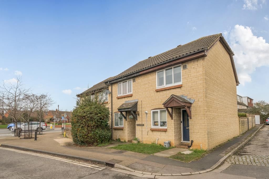 Property photo 2 of 2 Front