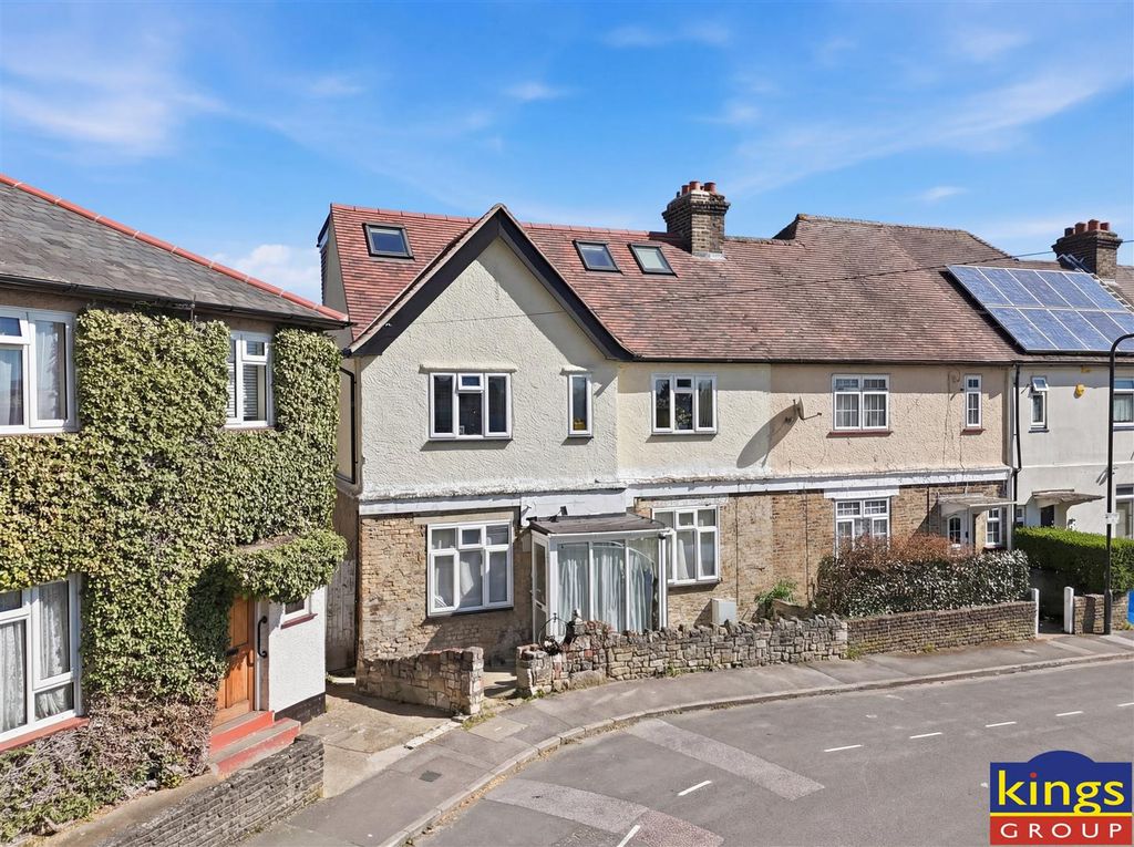 Property photo 1 of 25 2_002_Dji_20260407113944_0062_d_Reedit_2767932B.Jp