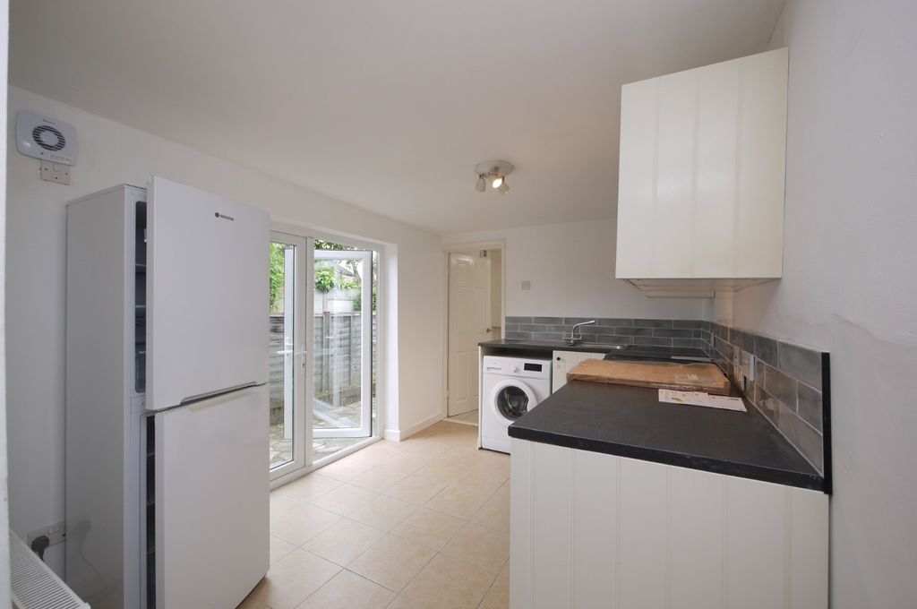 Property photo 3 of 13 2391473