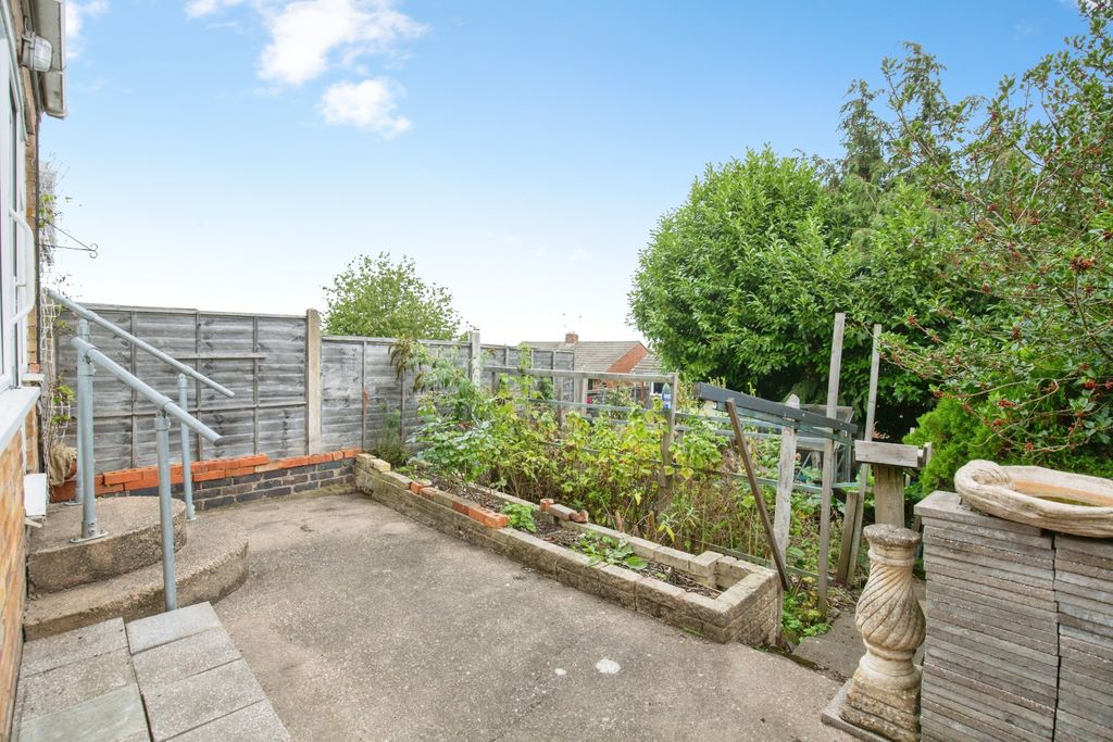 Property photo 2 of 19 9Aa563E2-Mw26-2929